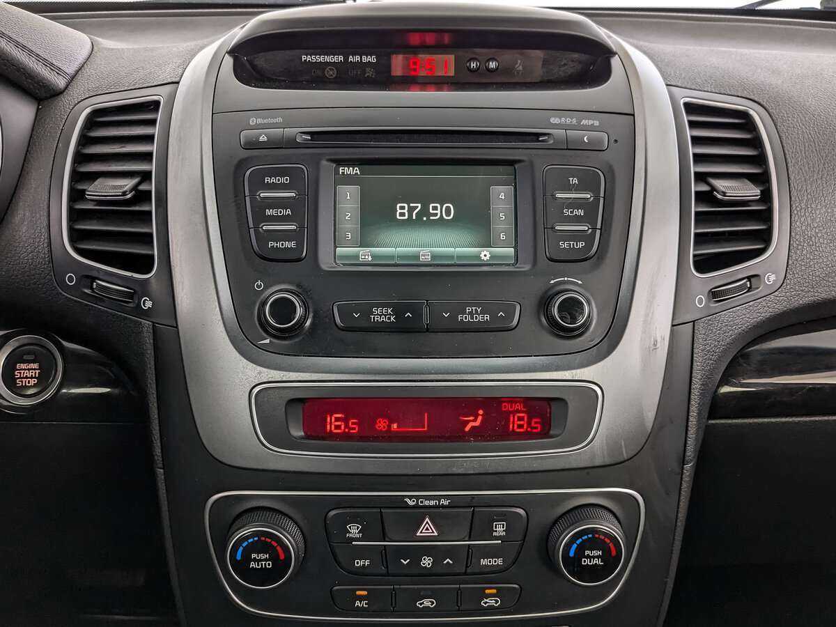 Б/У Киа Соренто 2017 года. Фото: #14