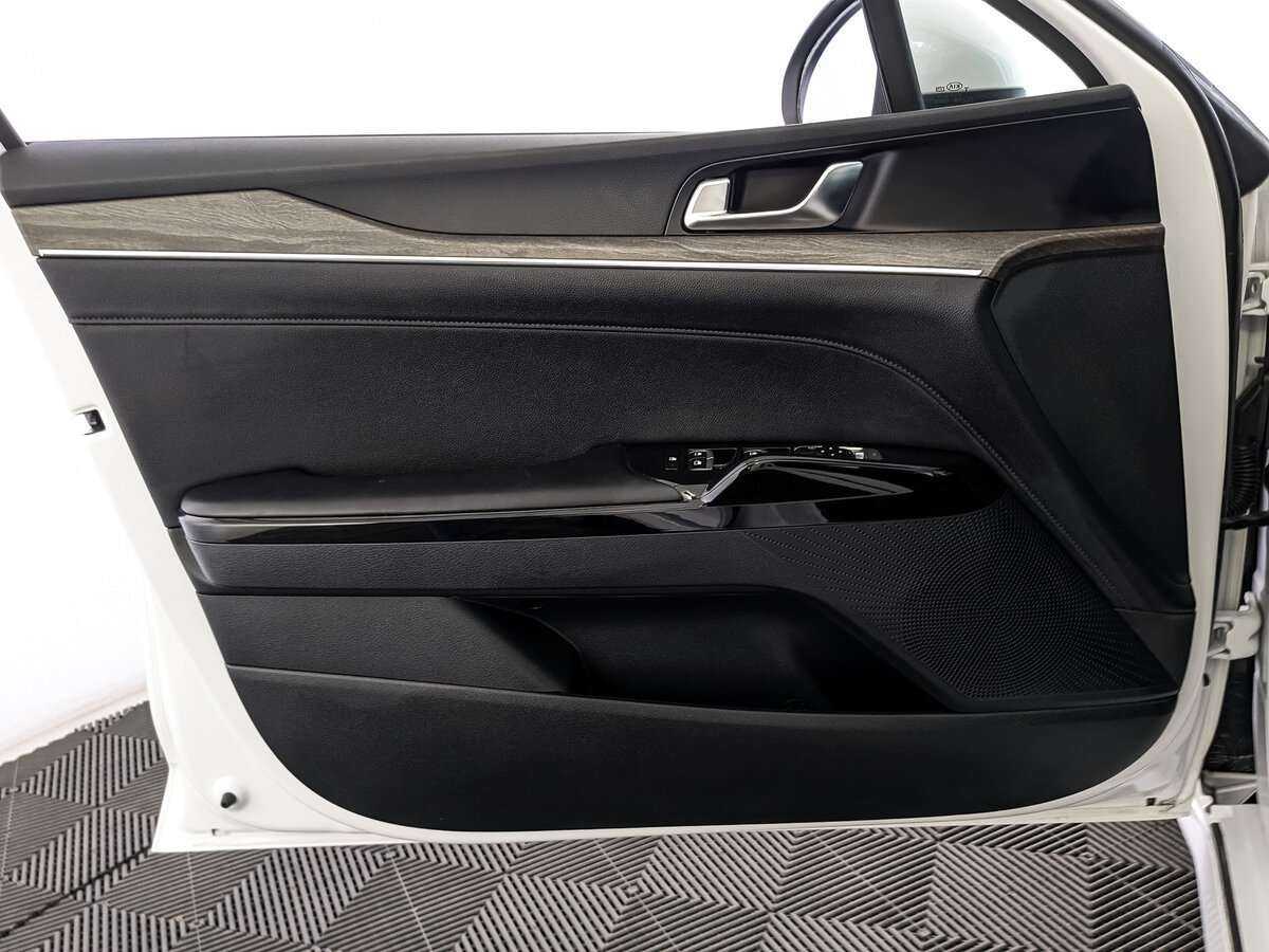 Б/У Киа К5 2020 года. Фото: #18