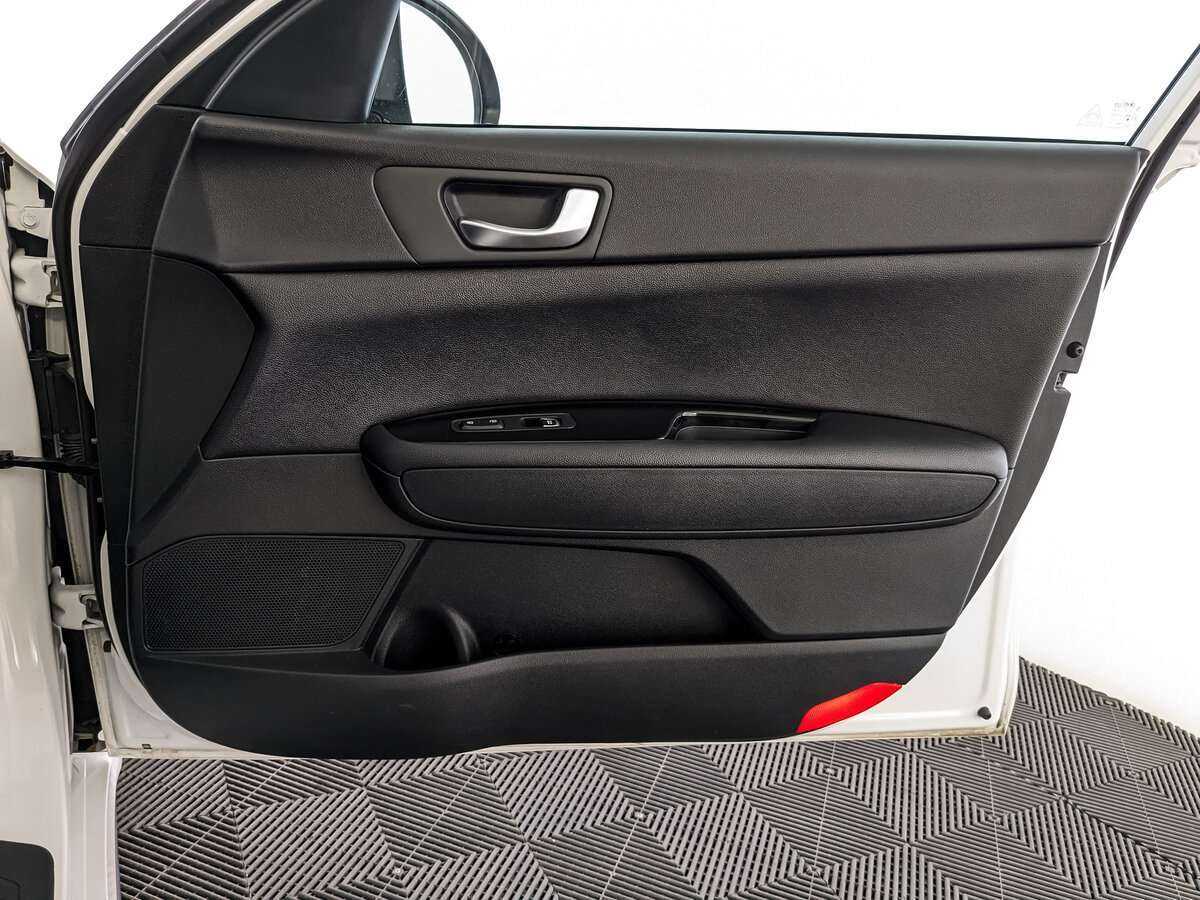 Б/У Киа Оптима 2020 года. Фото: #23