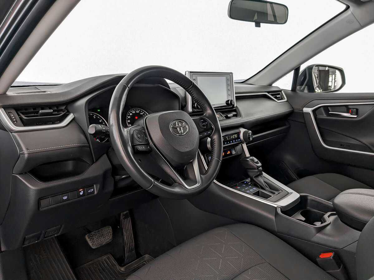 Toyota RAV4 2020 года с пробегом. Фото: #13