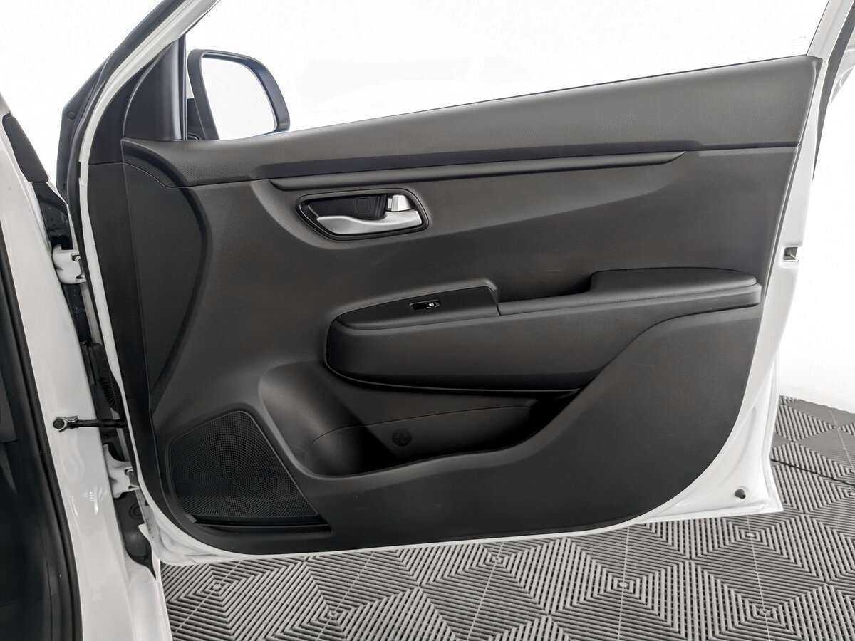 Б/У Киа Рио 2021 года. Фото: #19