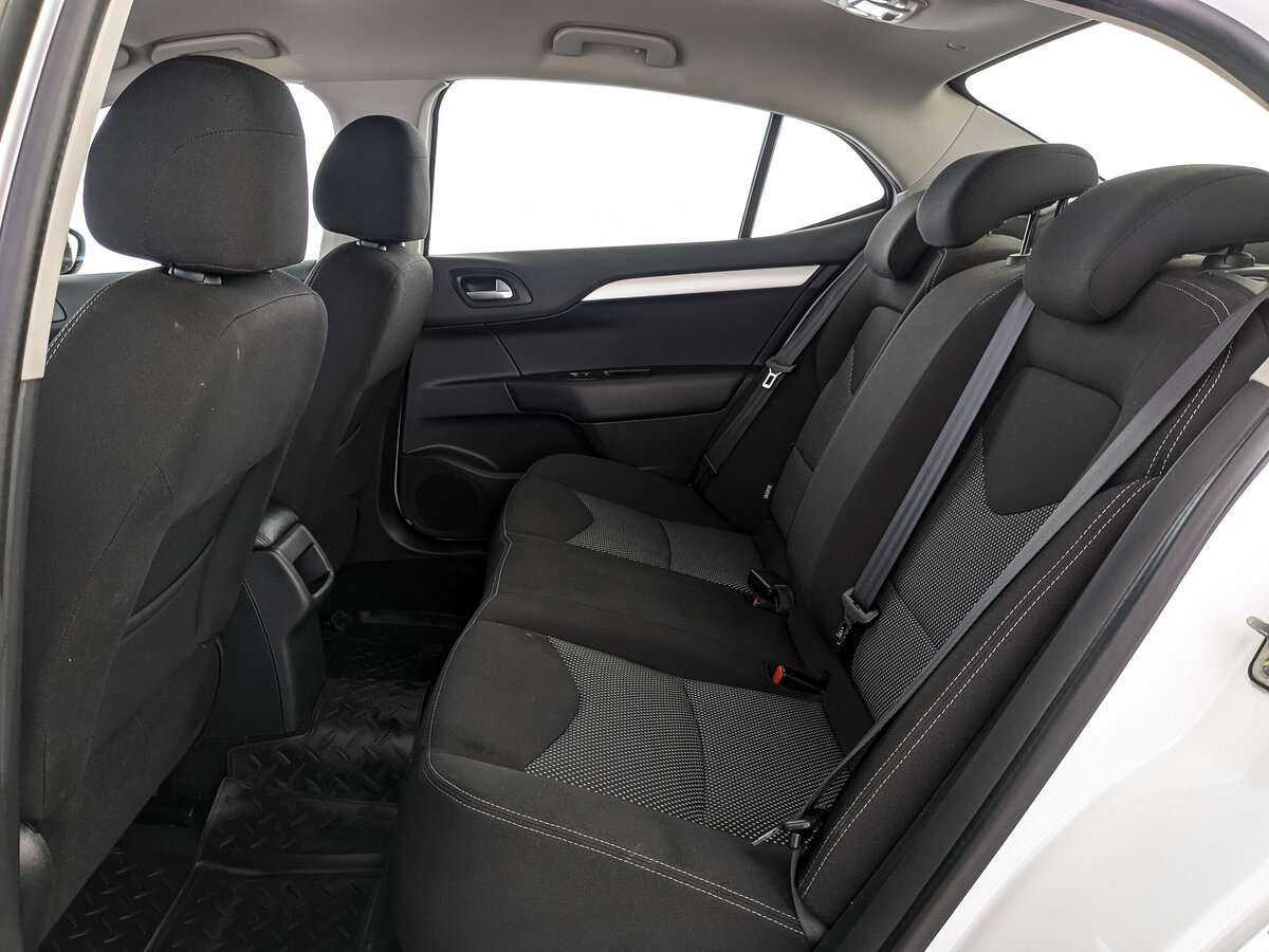 Б/У Ситроен Ц4 2016 года. Фото: #15