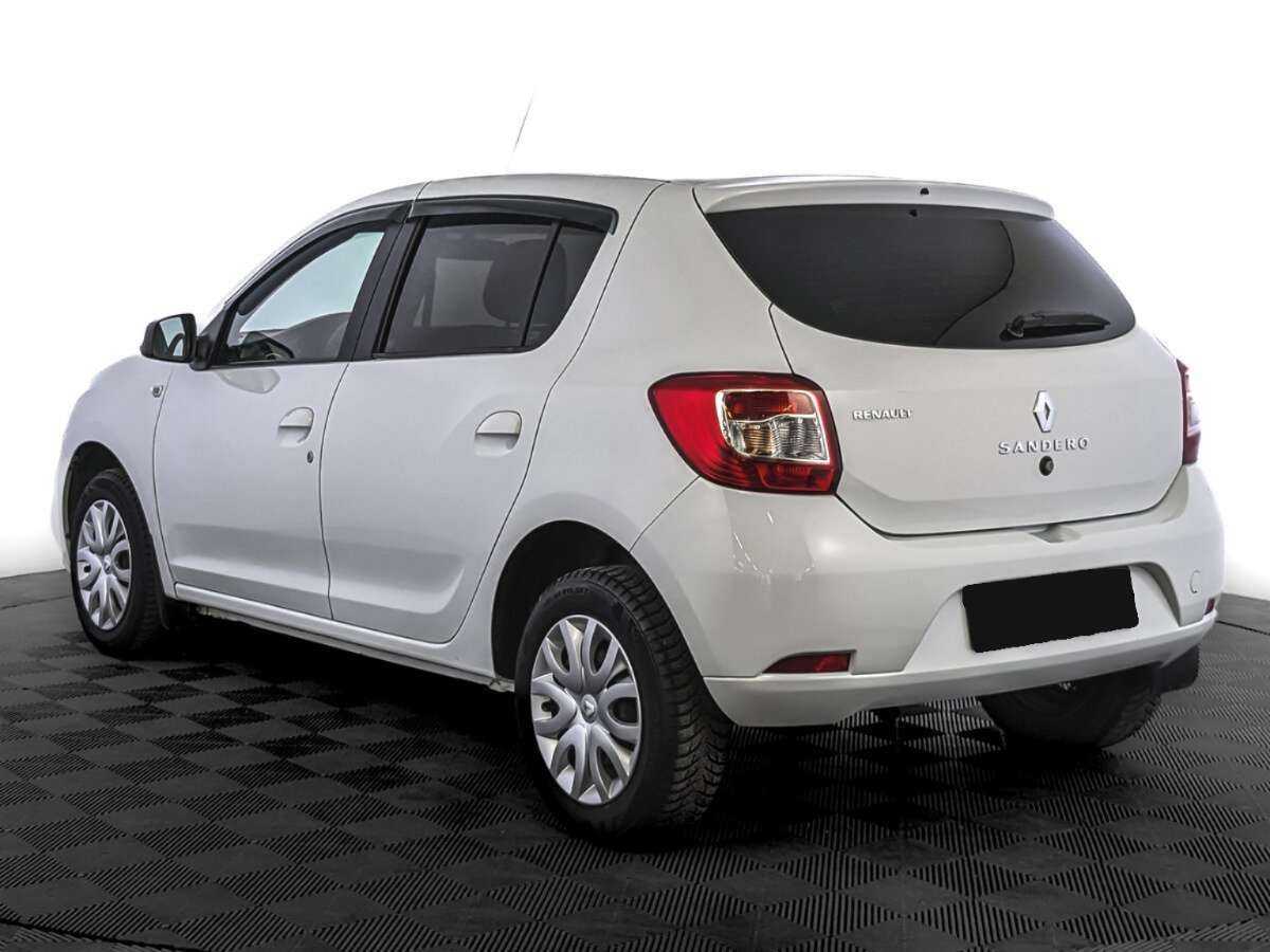 Б/У Рено Сандеро 2016 года. Фото: #6