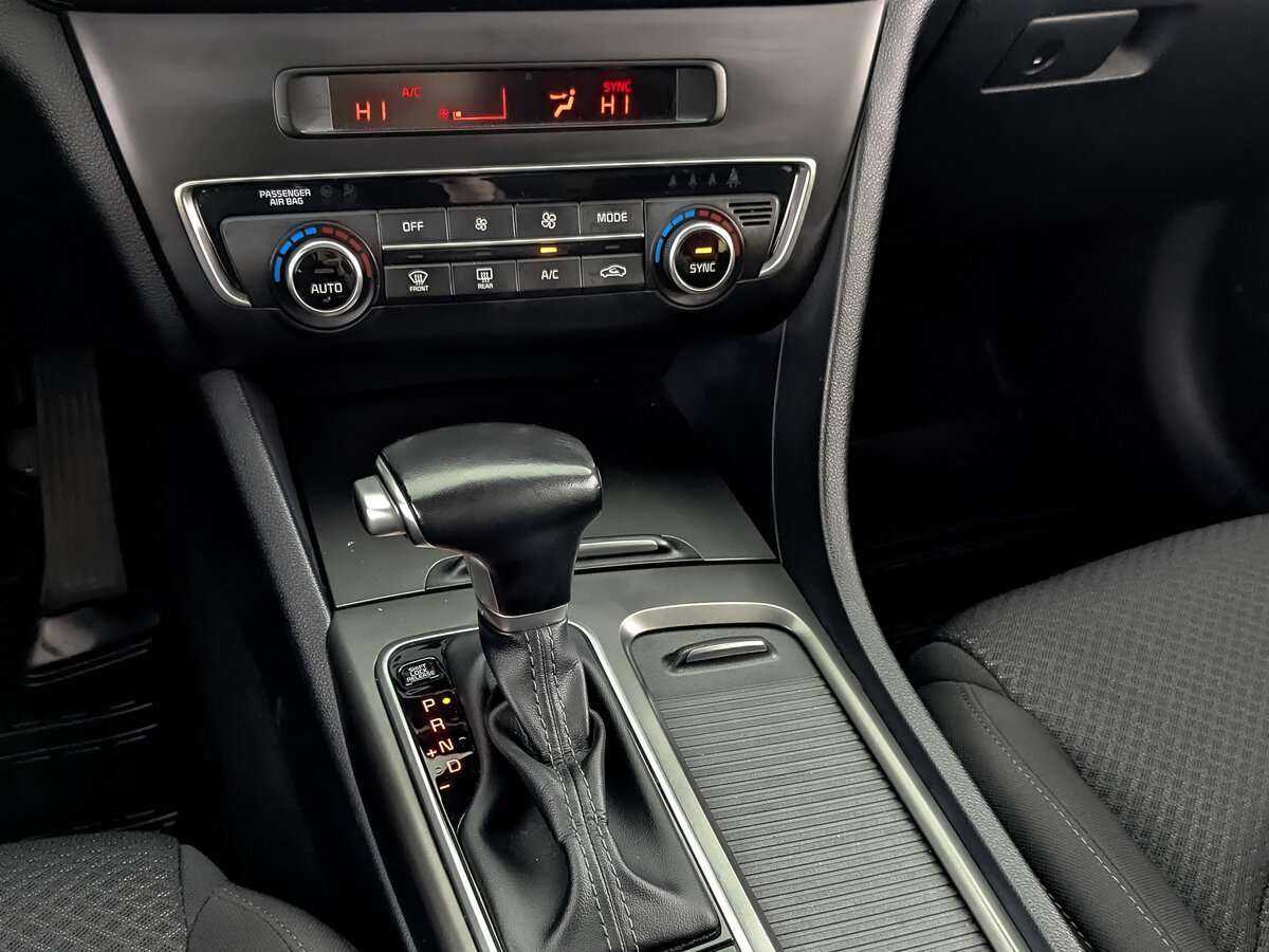 Б/У Киа Оптима 2018 года. Фото: #21