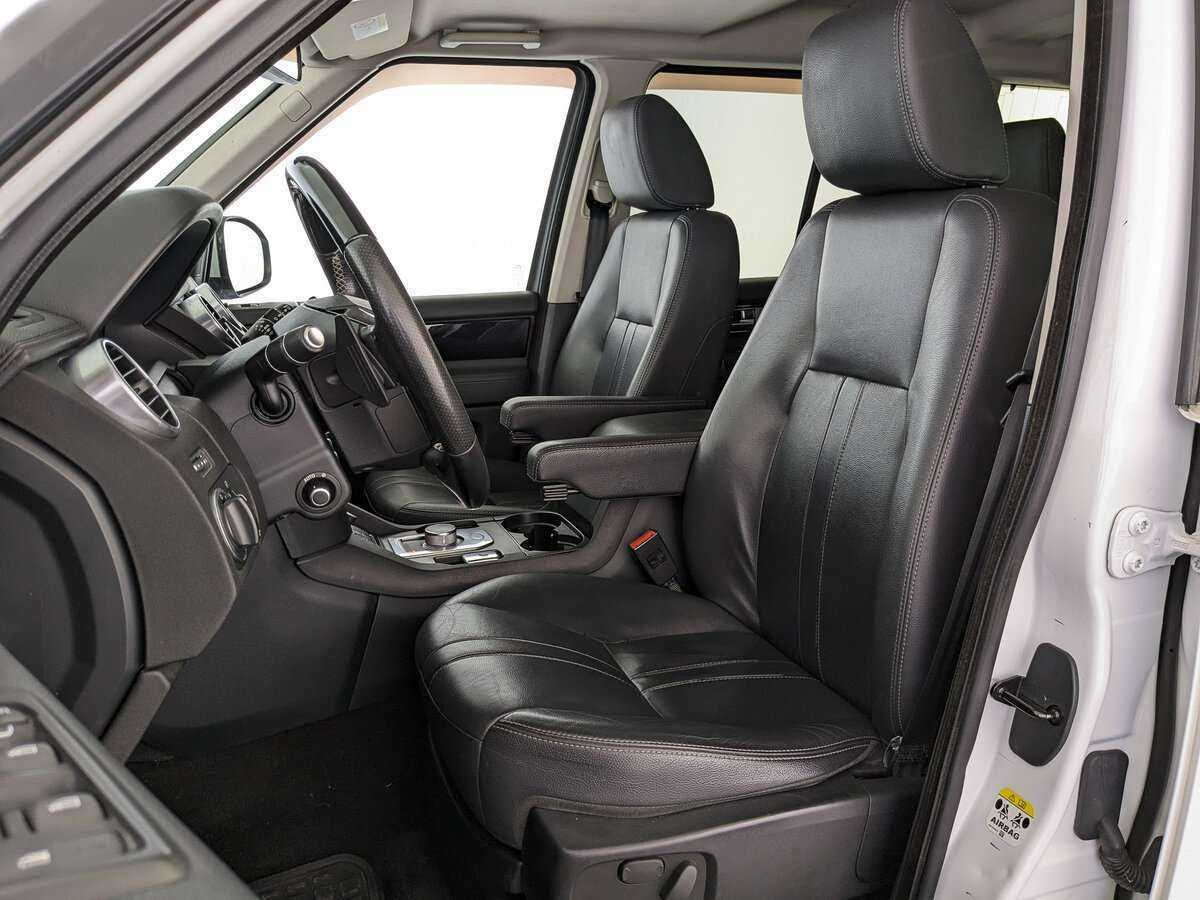 Land Rover Discovery 2015 года с пробегом. Фото: #12