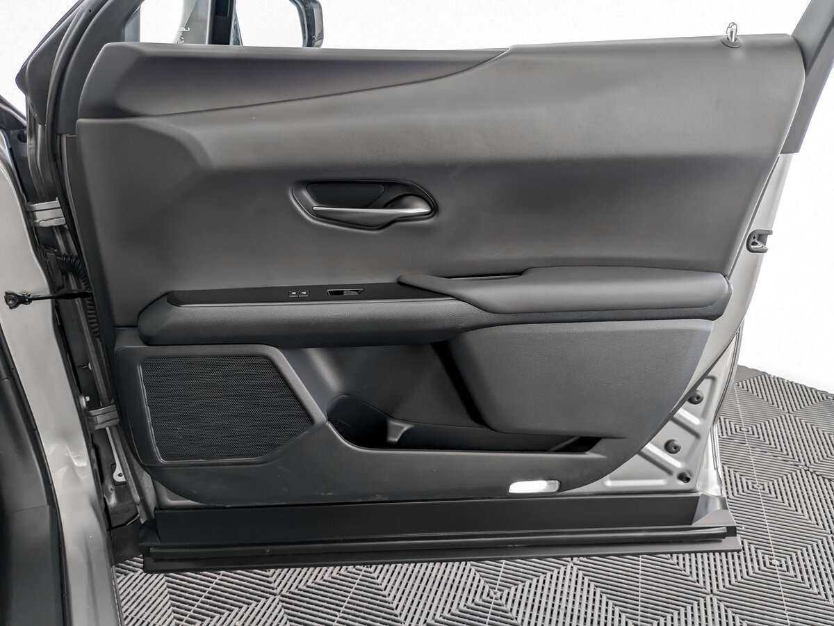 Lexus UX 2020 года с пробегом. Фото: #19