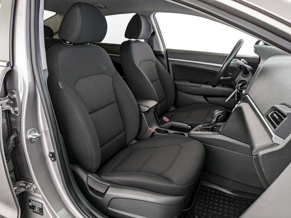 Б/У Хендай Елантра 2019 года. Фото: #18