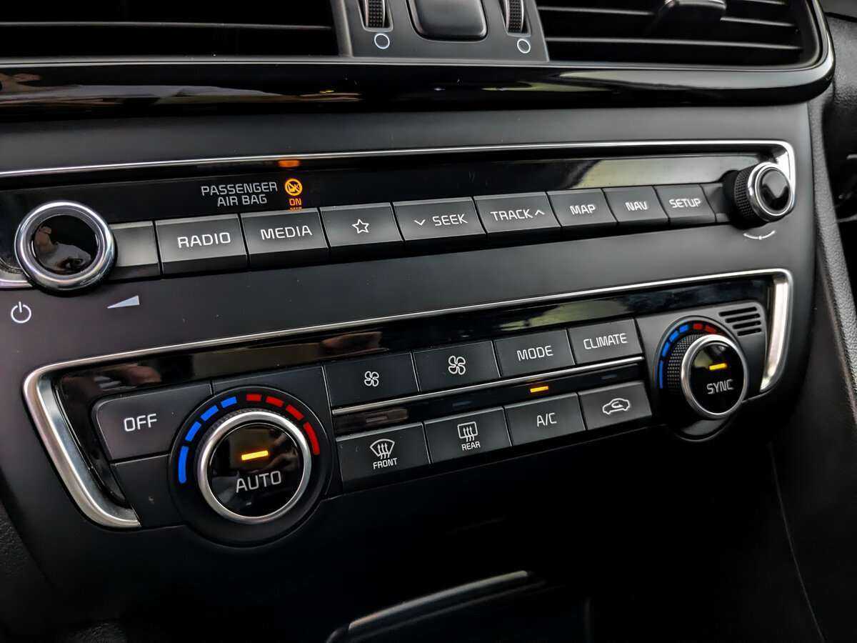 Б/У Киа Оптима 2018 года. Фото: #21