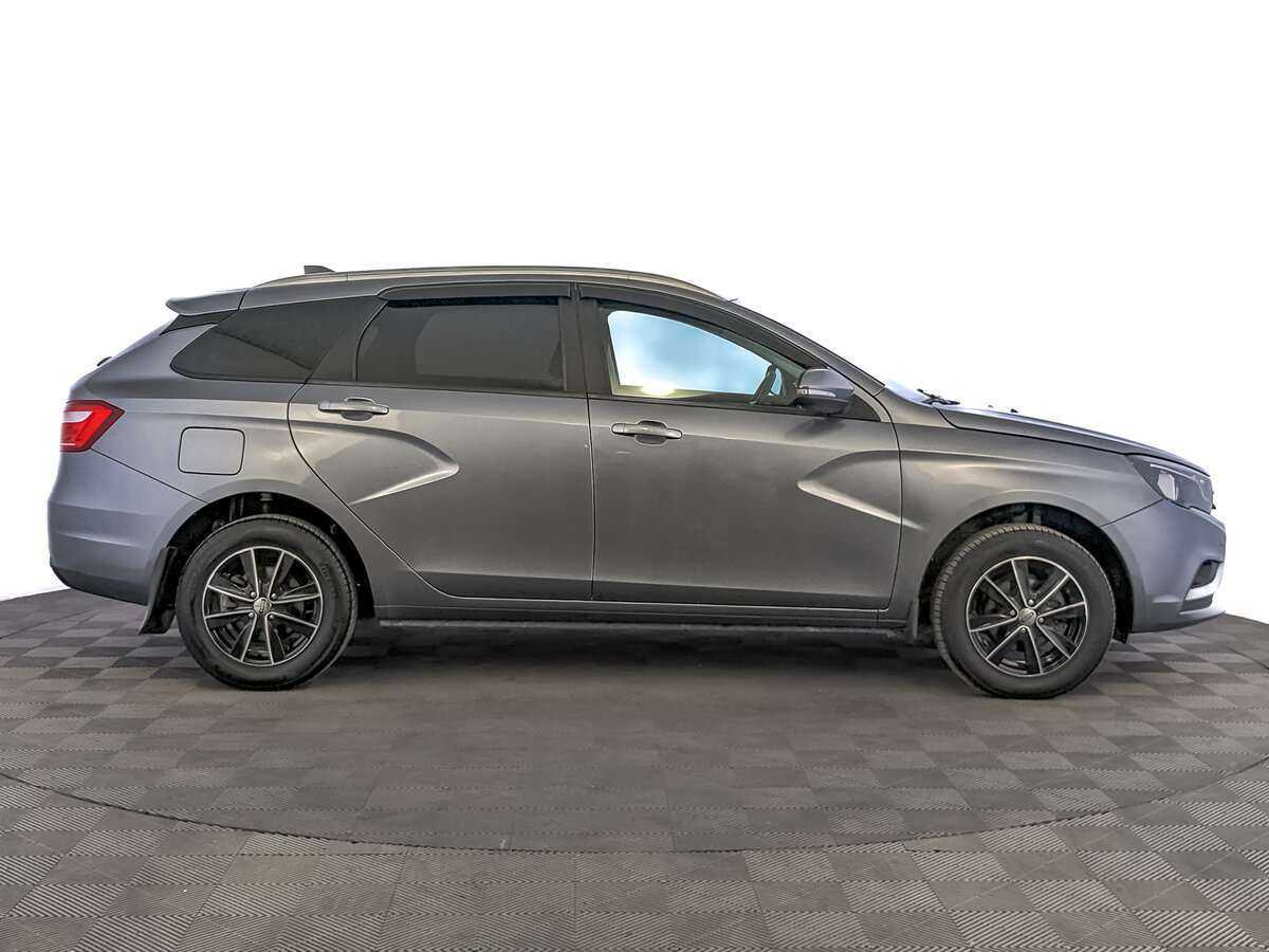 Б/У Лада (ВАЗ) Веста 2021 года. Фото: #3