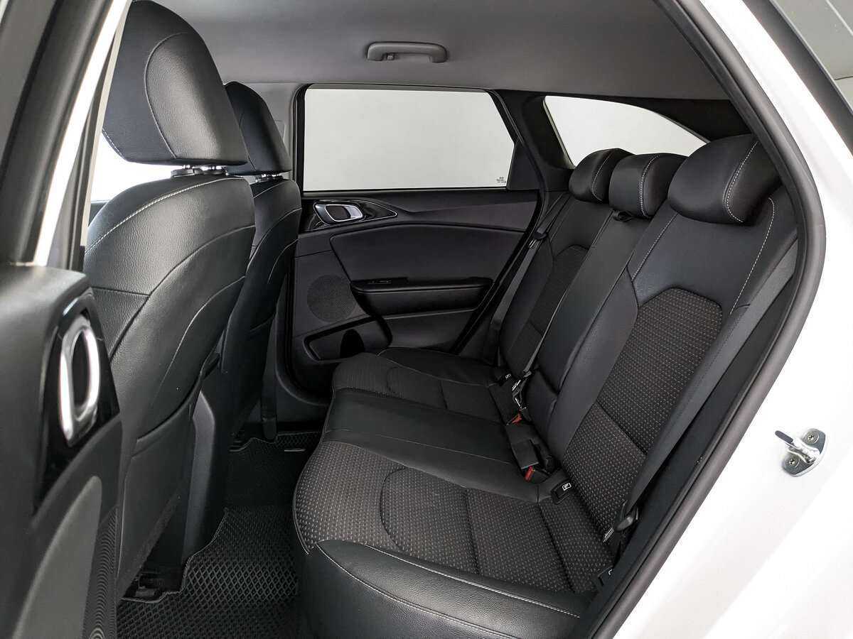 Б/У Киа Сид 2021 года. Фото: #13