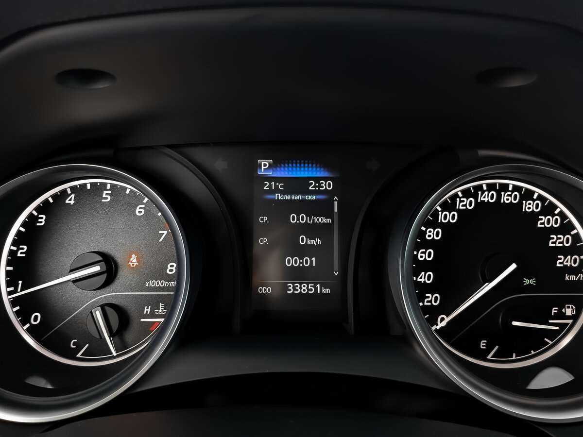 Toyota Camry 2022 года с пробегом. Фото: #11