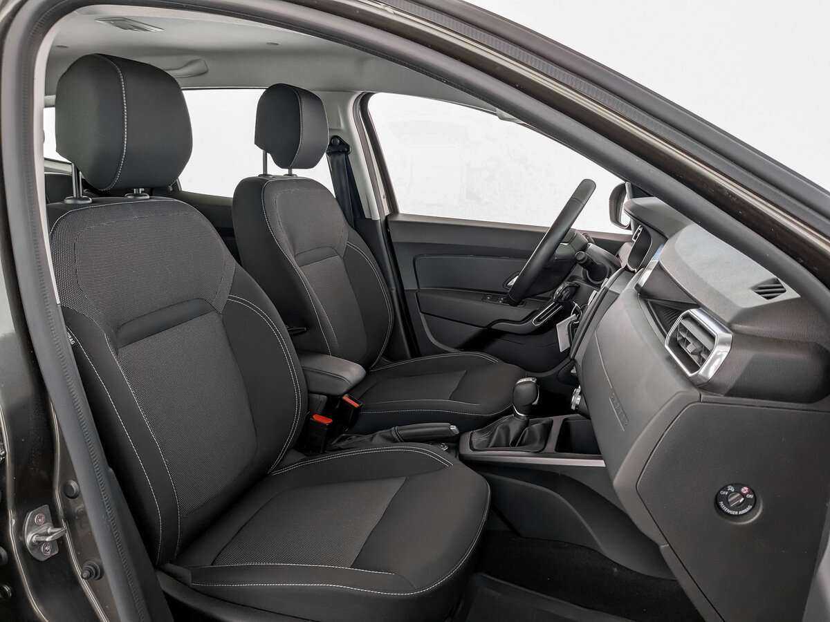 Б/У Рено Дастер 2021 года. Фото: #18