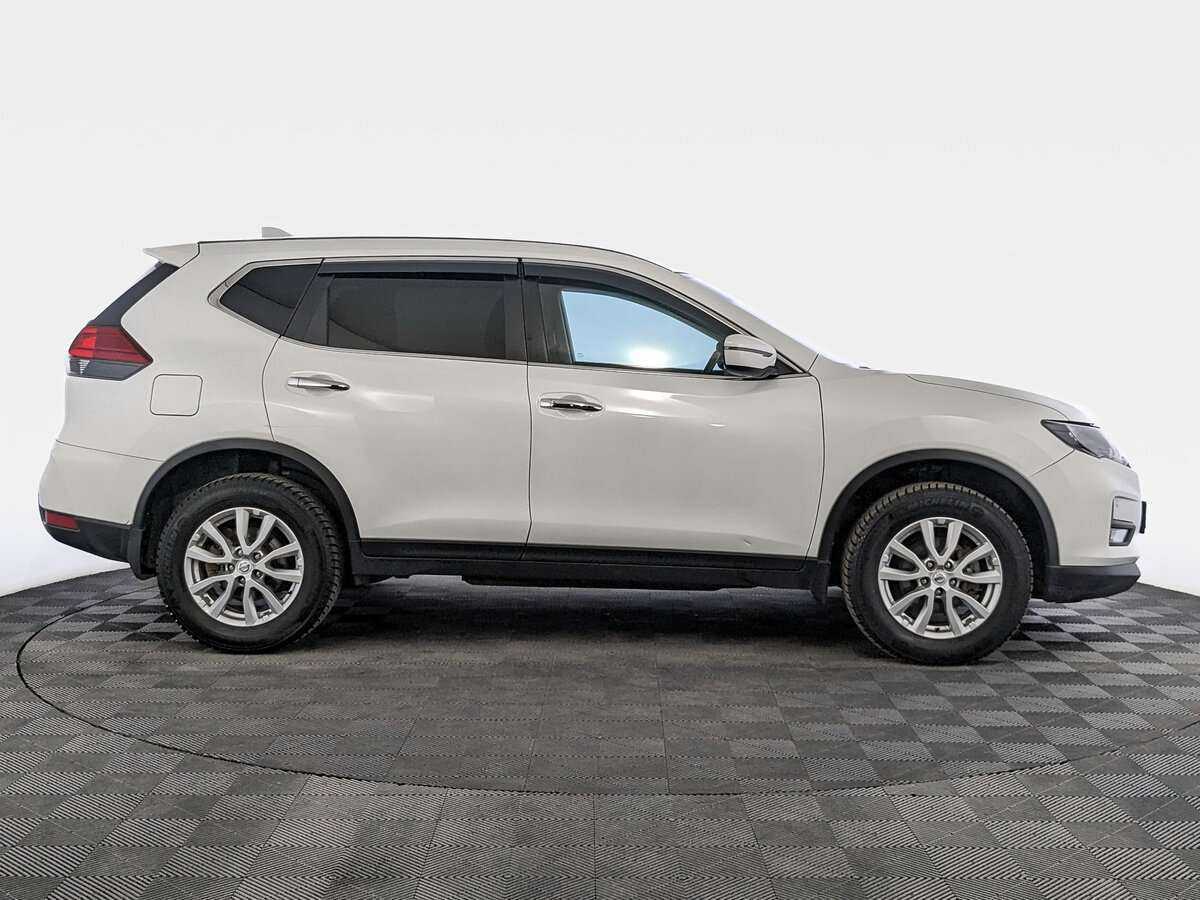 Б/У Ниссан Икс-Трейл 2021 года. Фото: #3