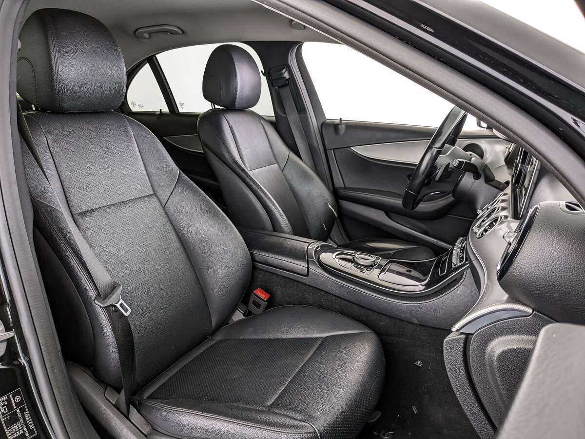 Mercedes-Benz E-Класс 2018 года с пробегом. Фото: #19
