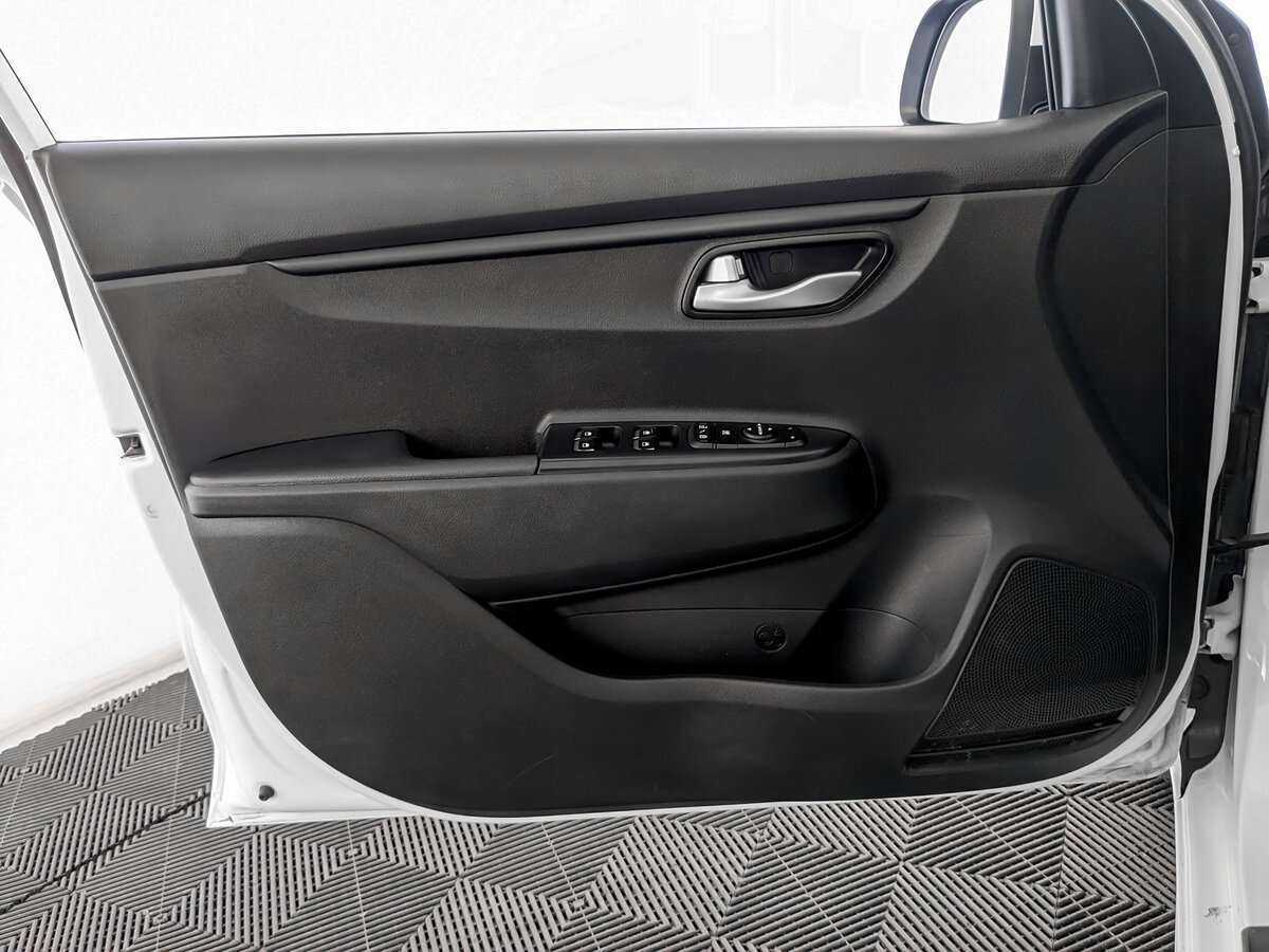 Б/У Киа Рио 2020 года. Фото: #13