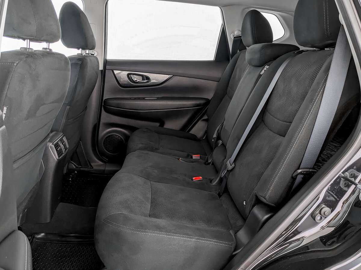 Б/У Ниссан Икс-Трейл 2017 года. Фото: #9