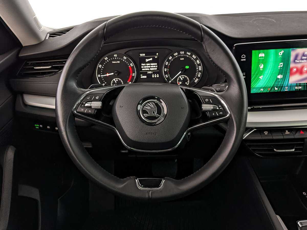 Б/У Шкода Октавия 2021 года. Фото: #15