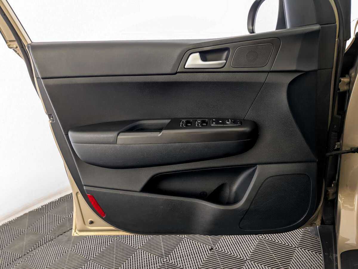 Б/У Киа Спортейдж 2019 года. Фото: #14