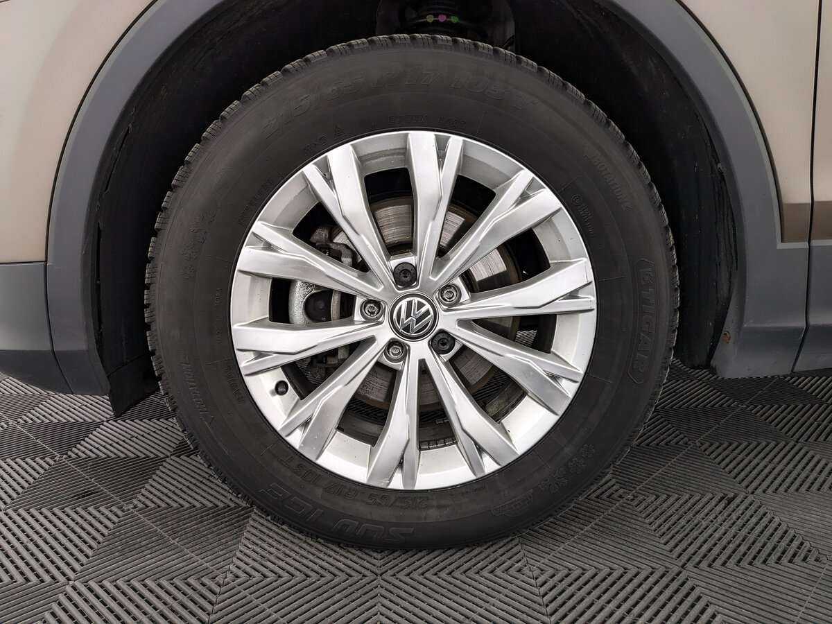 Б/У Фольксваген Тигуан 2020 года. Фото: #10