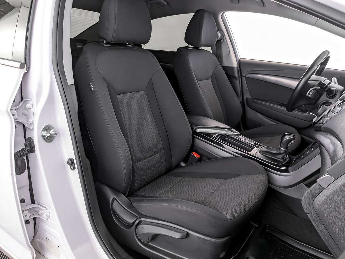 Б/У Хендай ай40 2016 года. Фото: #19