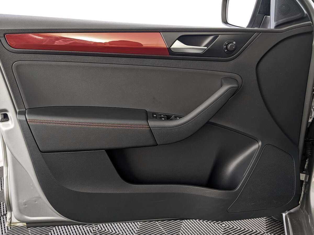 Б/У Фольксваген Поло 2021 года. Фото: #14