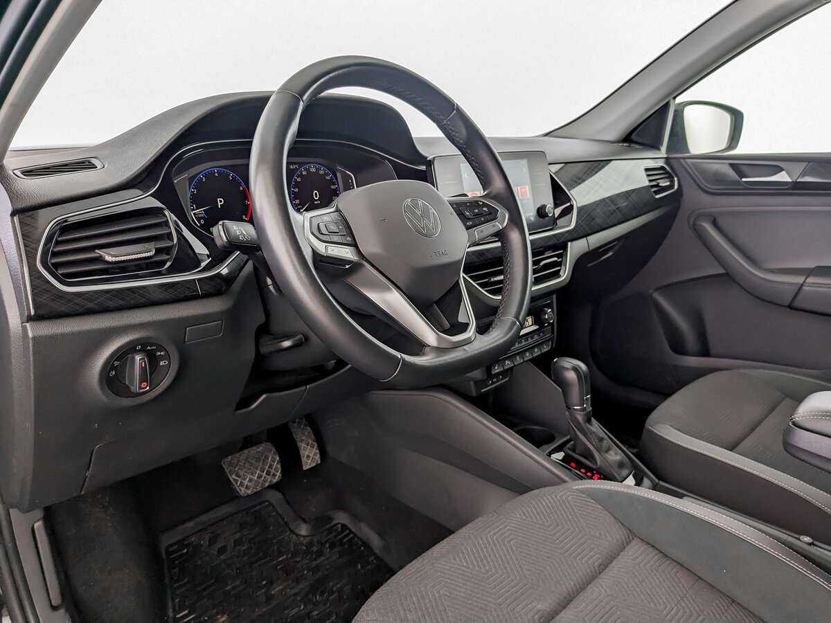 Б/У Фольксваген Поло 2022 года. Фото: #13