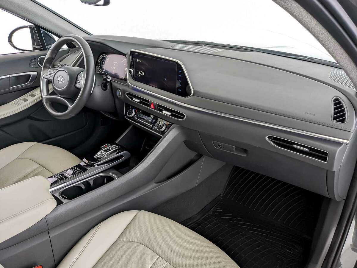 Hyundai Sonata 2022 года с пробегом. Фото: #8