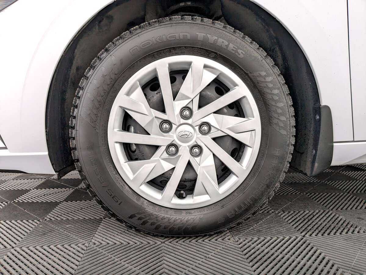 Б/У Хендай Елантра 2022 года. Фото: #17