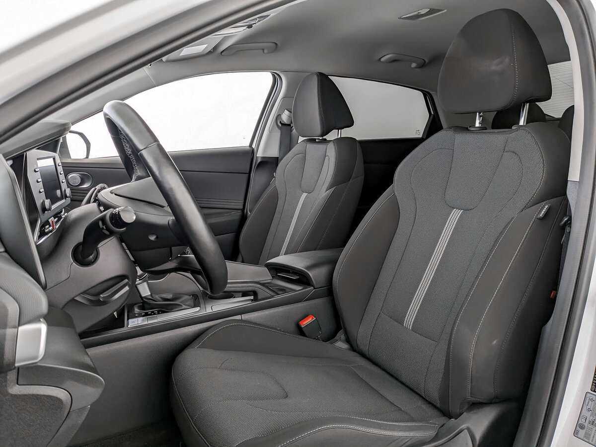 Б/У Хендай Елантра 2022 года. Фото: #19