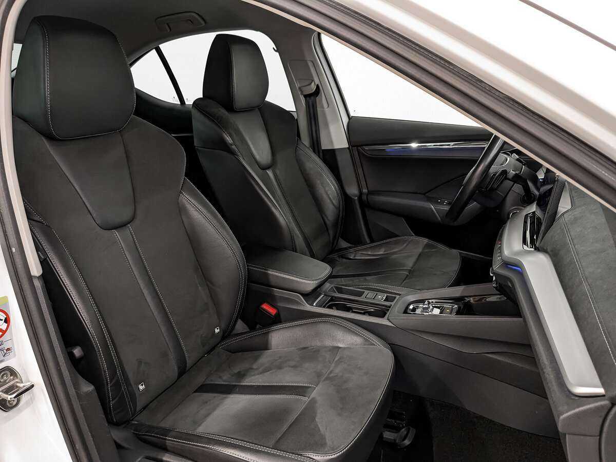 Skoda Octavia 2021 года с пробегом. Фото: #17