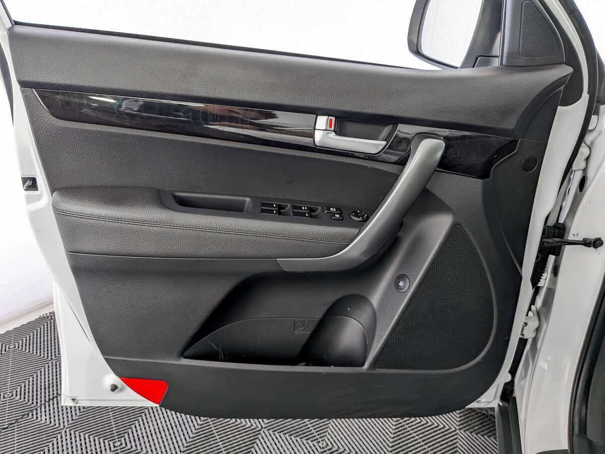 Б/У Киа Соренто 2018 года. Фото: #13