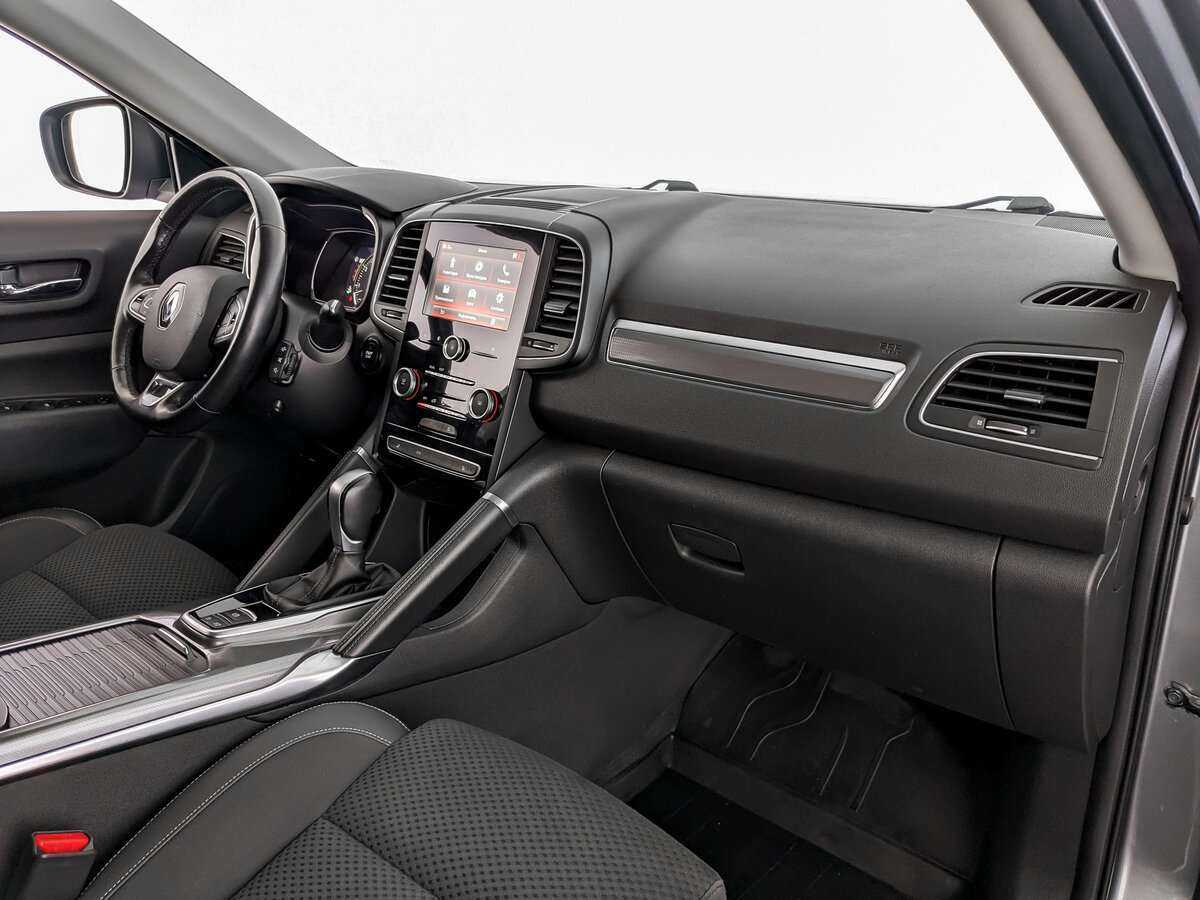 Б/У Рено Колеос 2018 года. Фото: #8