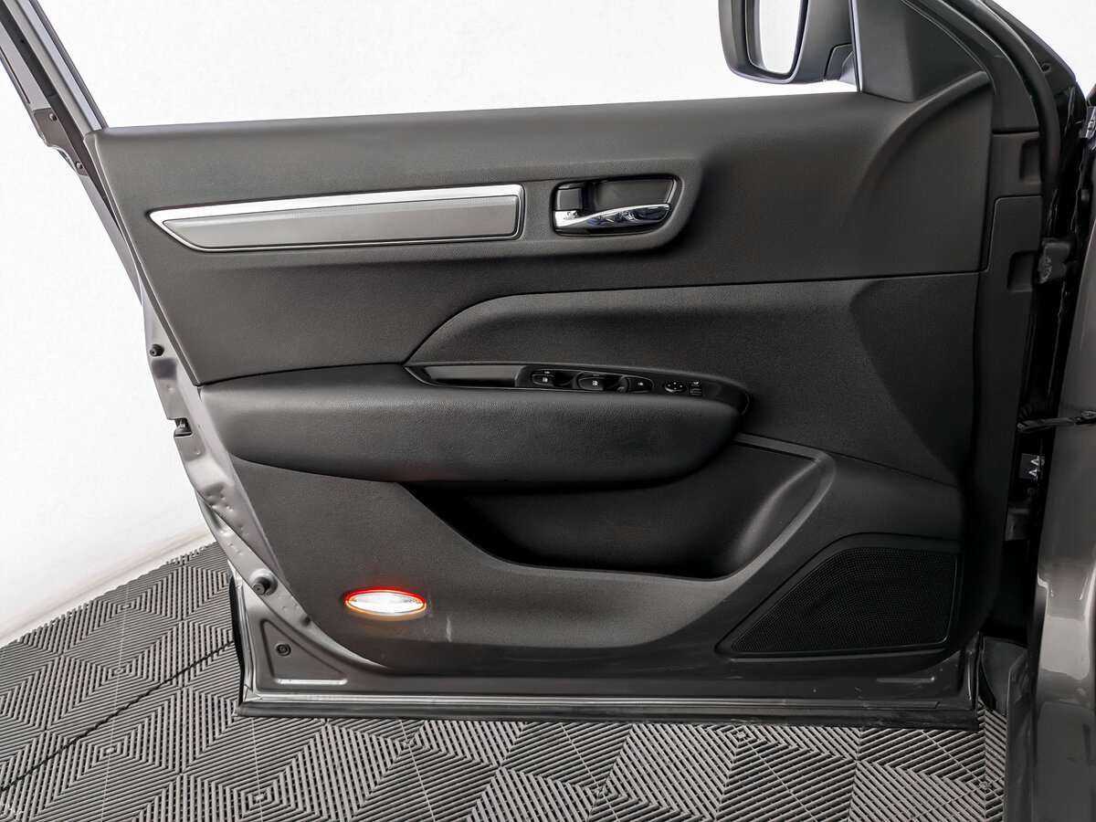 Б/У Рено Колеос 2018 года. Фото: #14