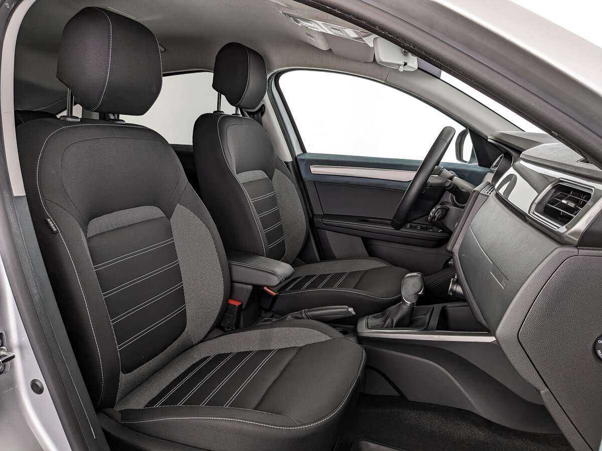 Б/У Рено Аркана 2021 года. Фото: #22