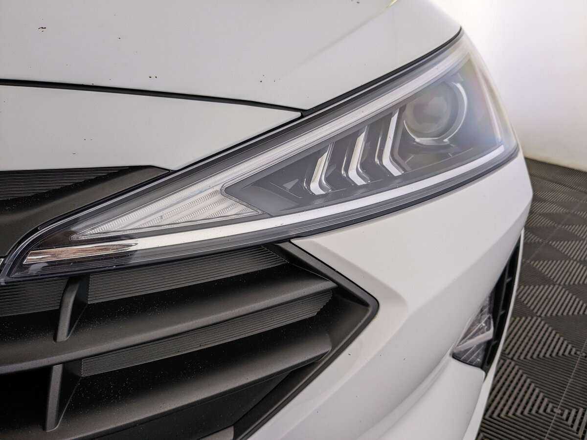 Б/У Хендай Елантра 2020 года. Фото: #10