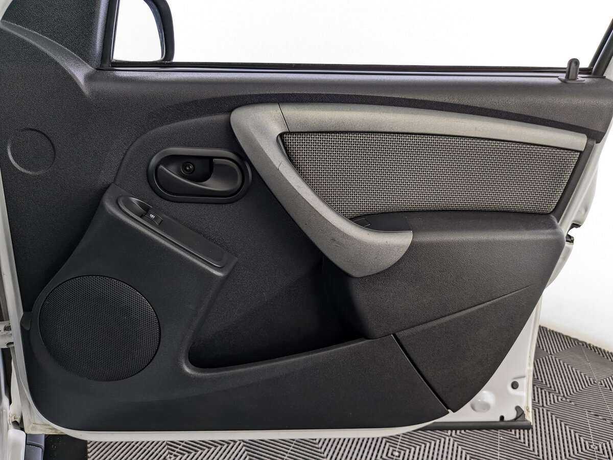 Б/У Рено Дастер 2016 года. Фото: #23