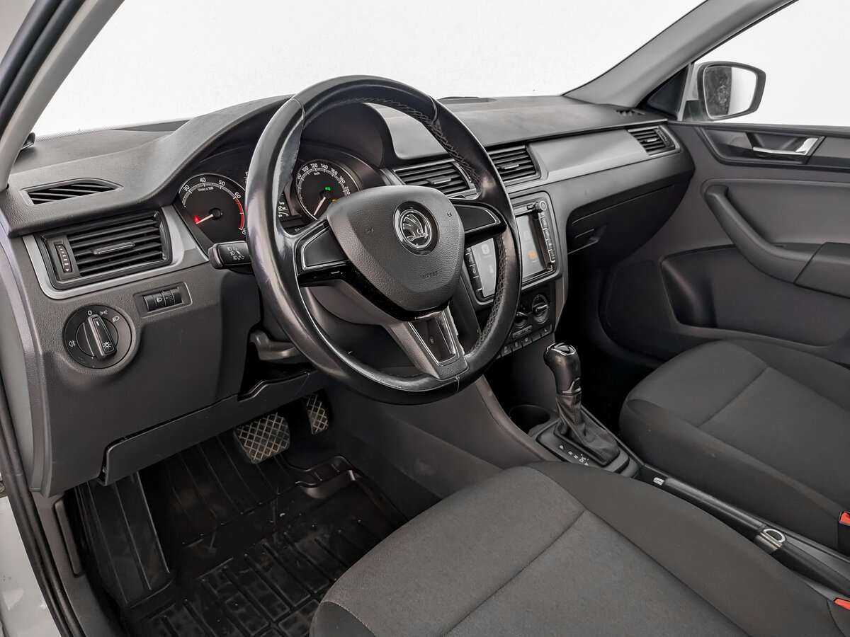 Б/У Шкода Рапид 2018 года. Фото: #15