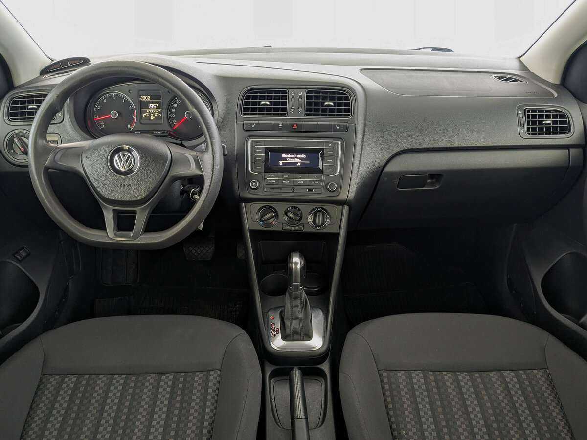 Б/У Фольксваген Поло 2018 года. Фото: #13