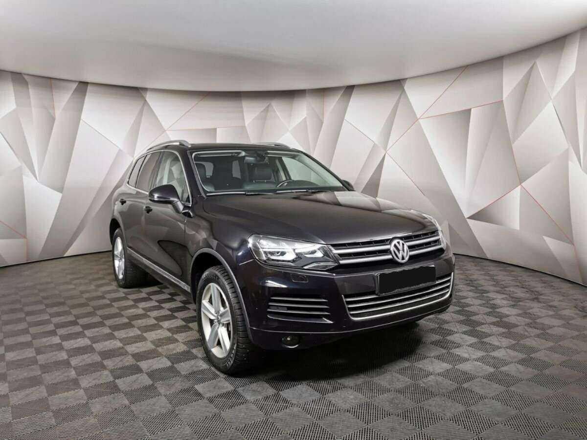 Volkswagen Touareg 2012 года с пробегом. Фото: #2