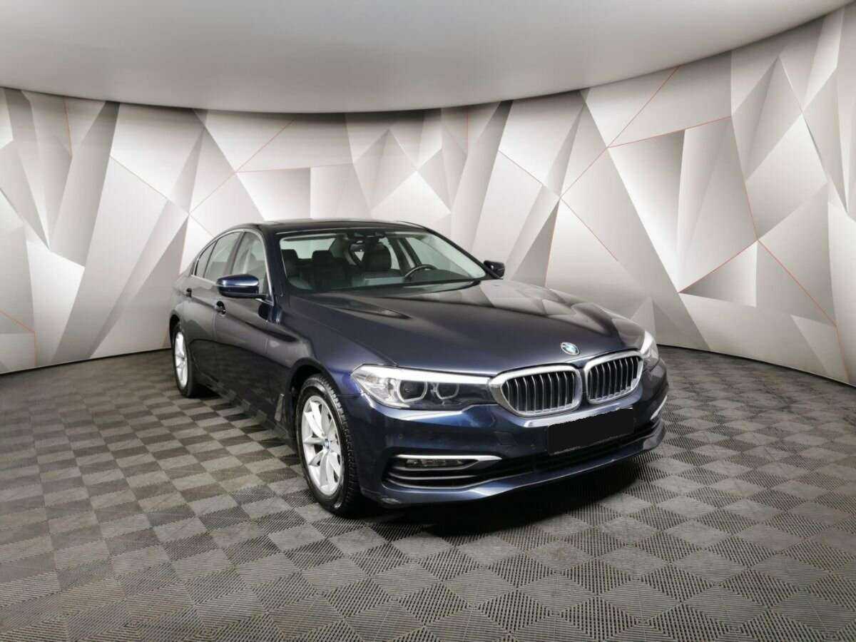 BMW 5 серии 2018 года с пробегом. Фото: #2