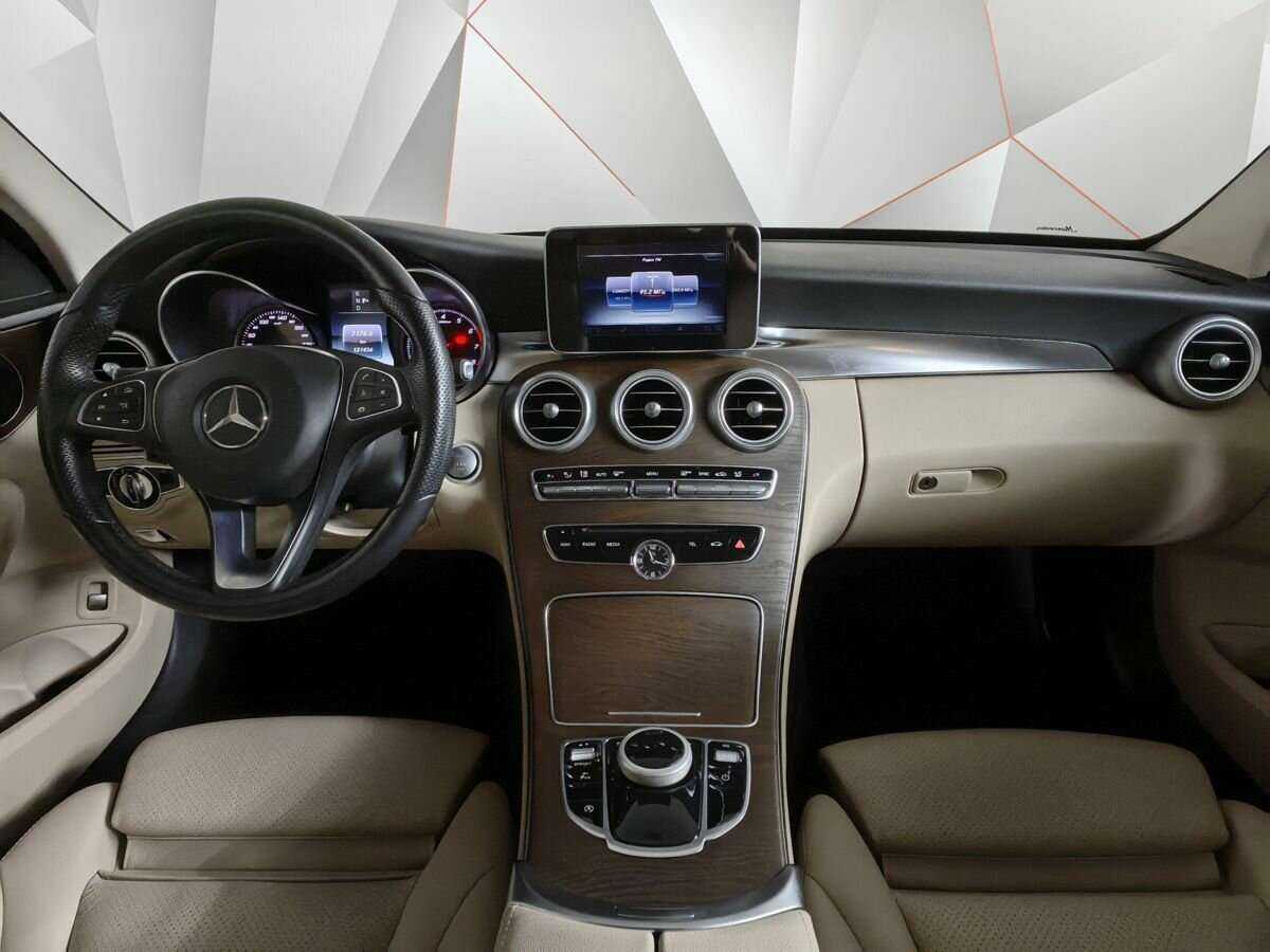 Mercedes-Benz C-Класс 2015 года с пробегом. Фото: #9