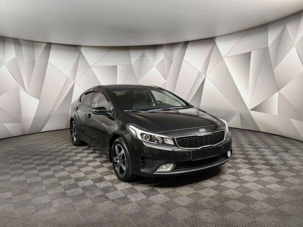 Kia Cerato 2018 года с пробегом. Фото: #2