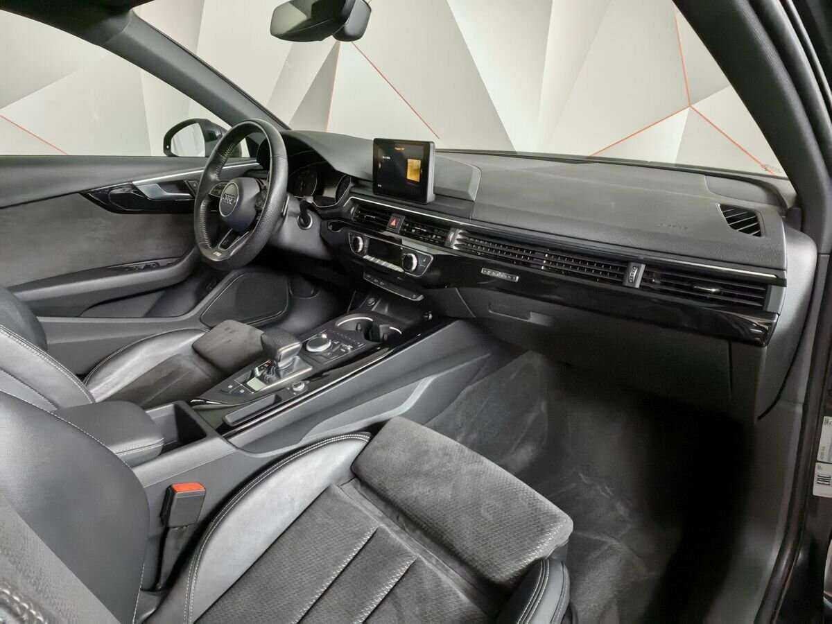 Audi A4 2016 года с пробегом. Фото: #8