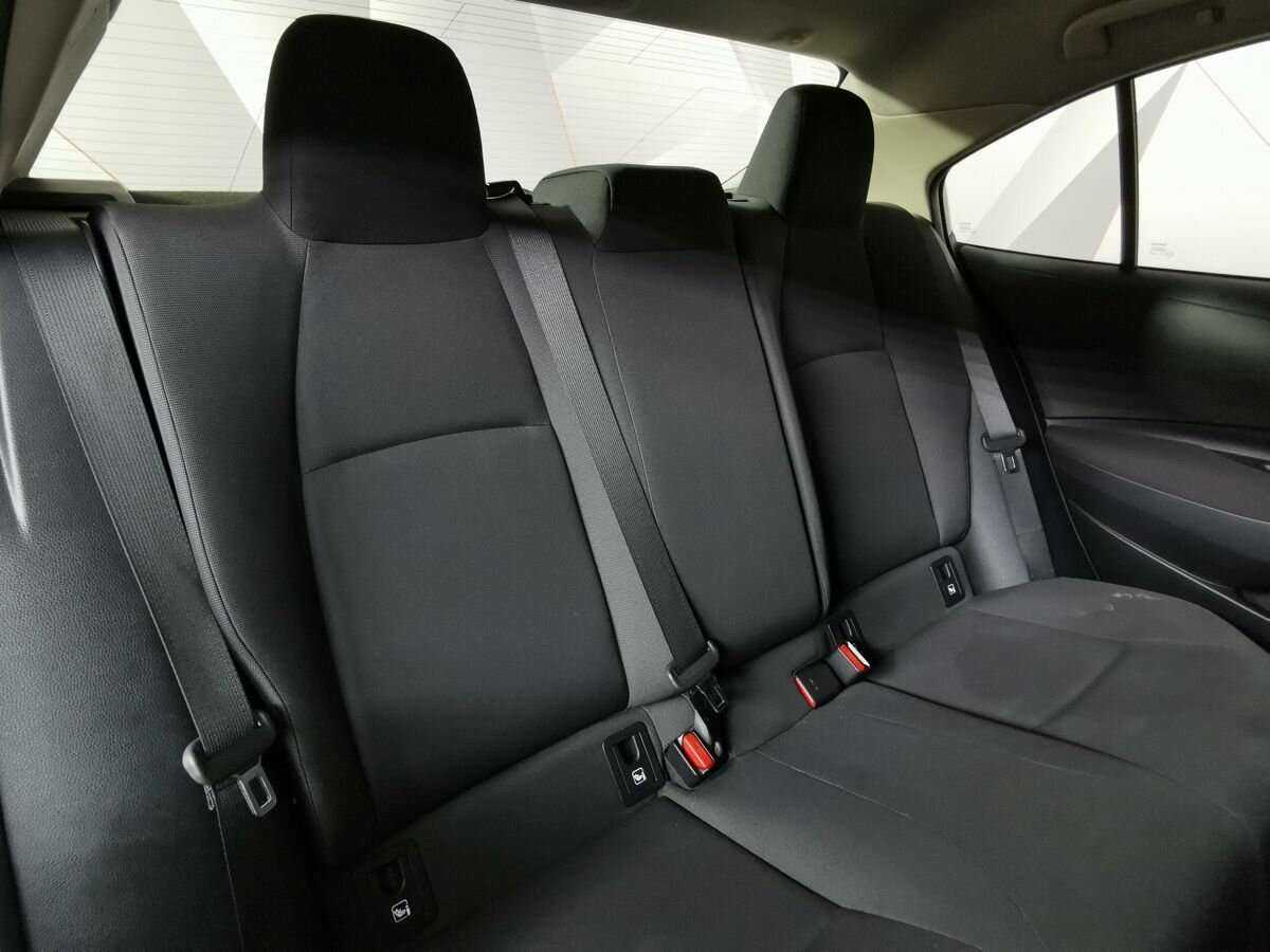Toyota Corolla 2019 года с пробегом. Фото: #12