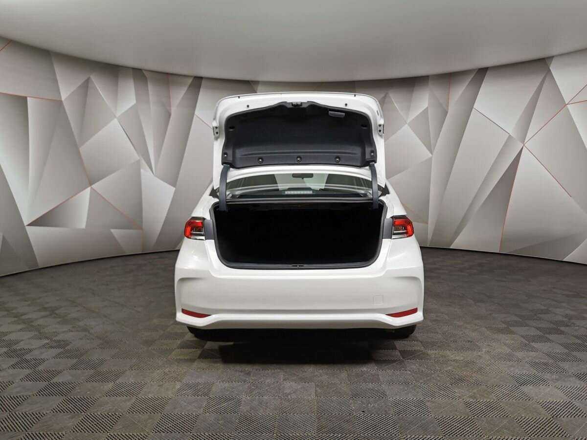 Toyota Corolla 2019 года с пробегом. Фото: #18