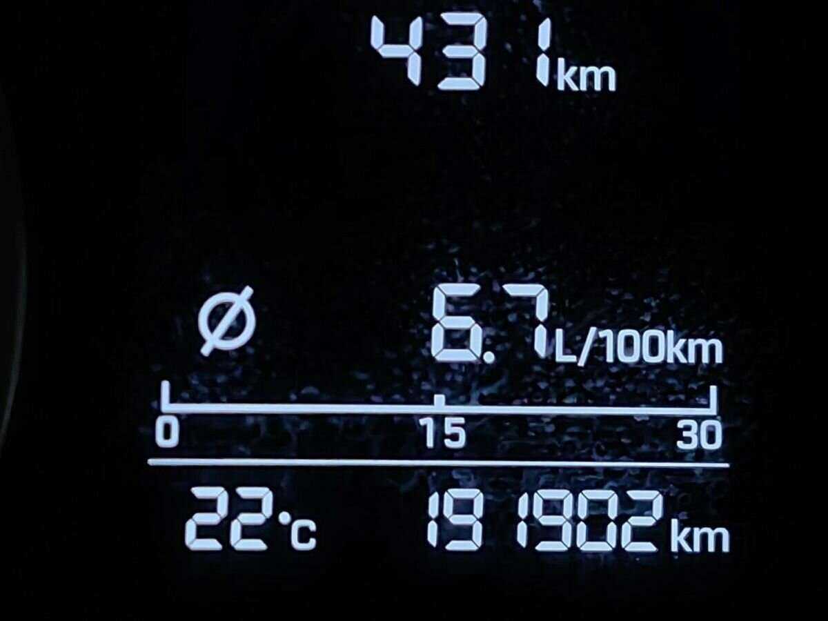 Hyundai Elantra 2018 года с пробегом. Фото: #13