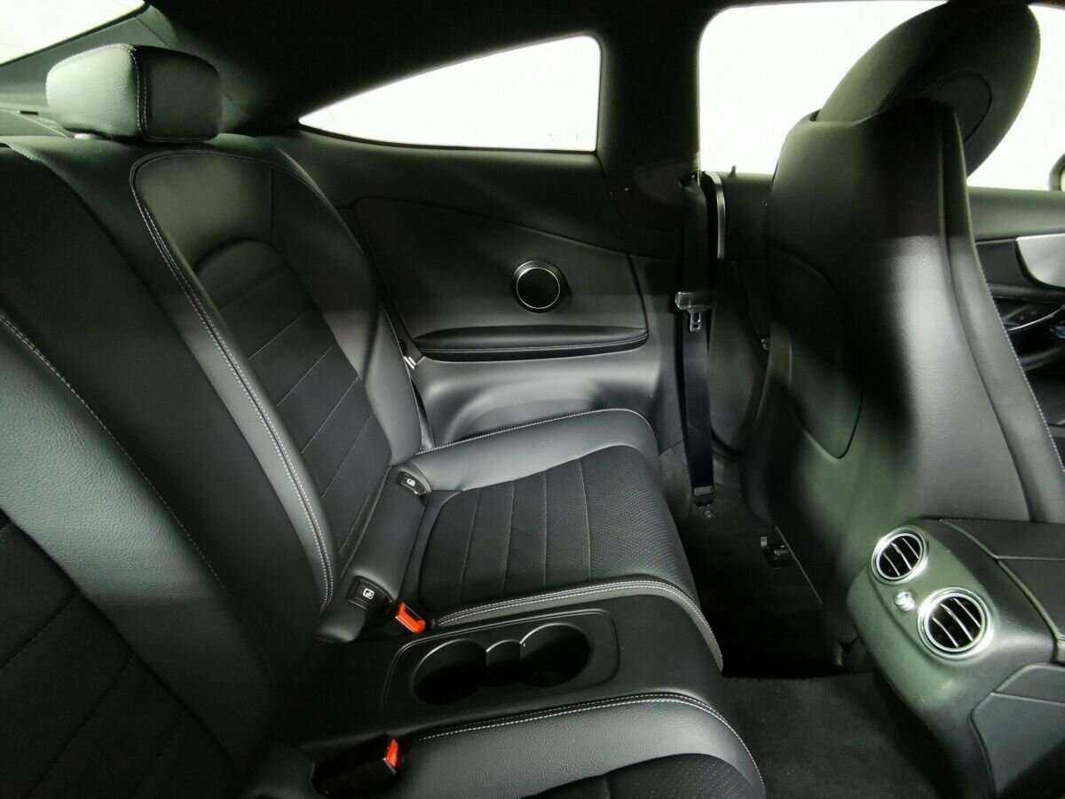 Mercedes-Benz C-Класс 2018 года с пробегом. Фото: #11