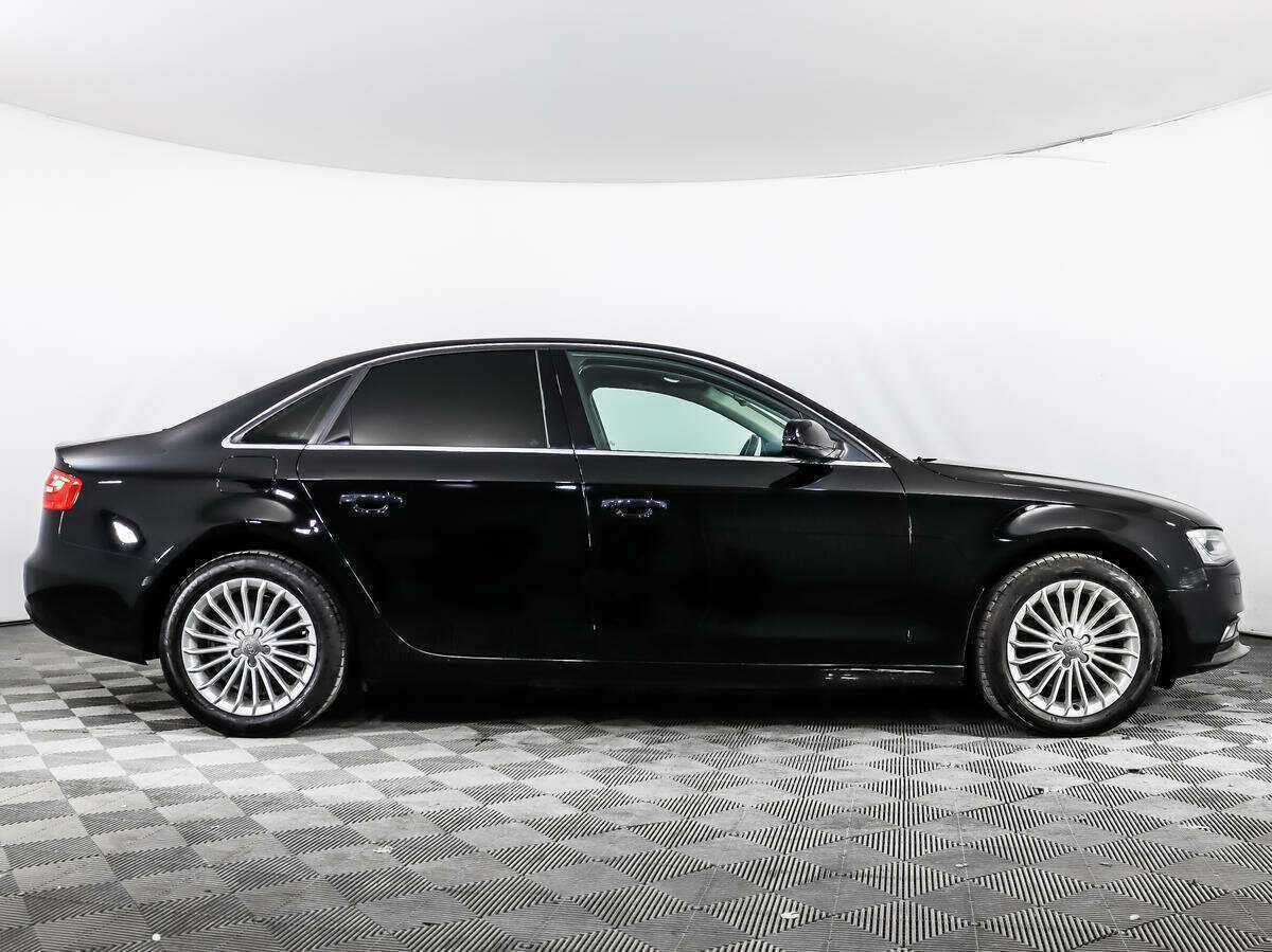Audi A4 2015 года с пробегом. Фото: #3