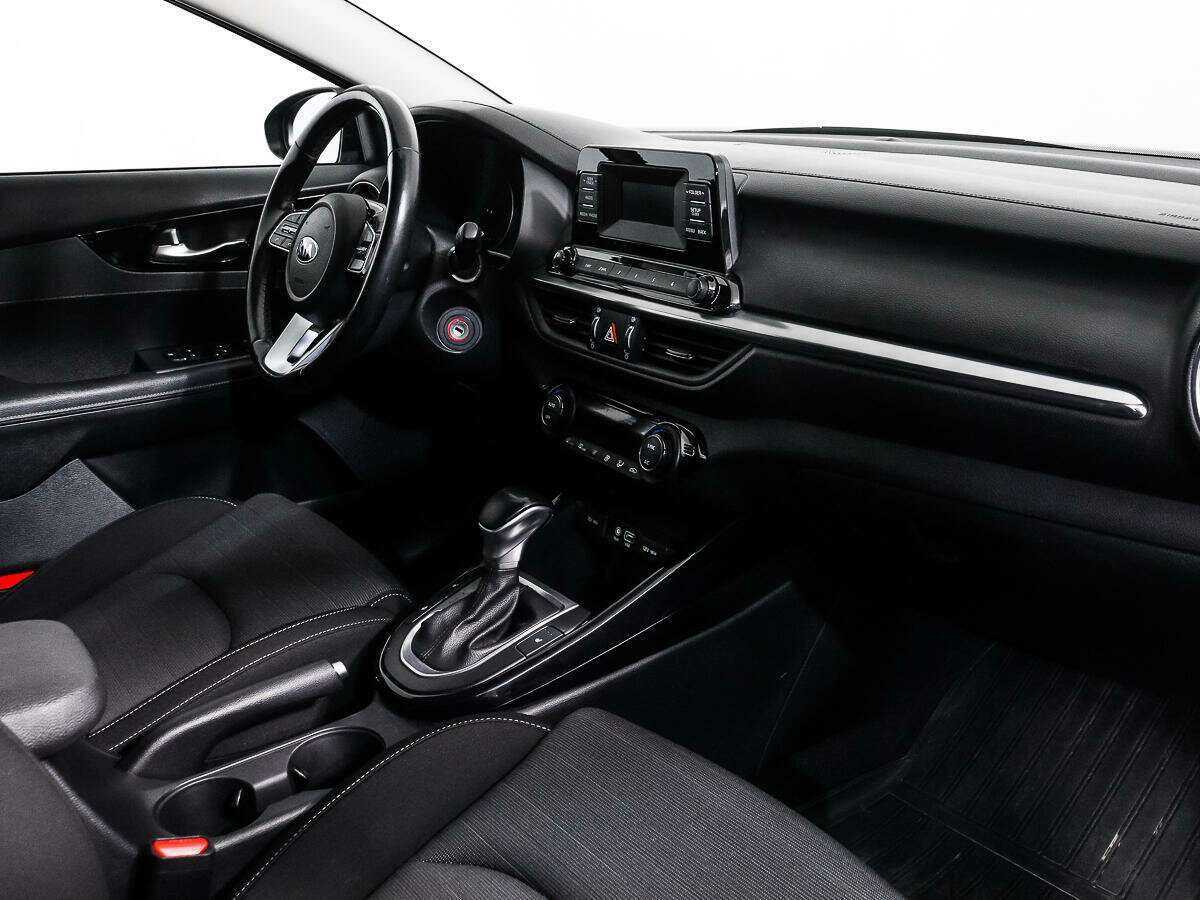 Б/У Киа Церато 2018 года. Фото: #10