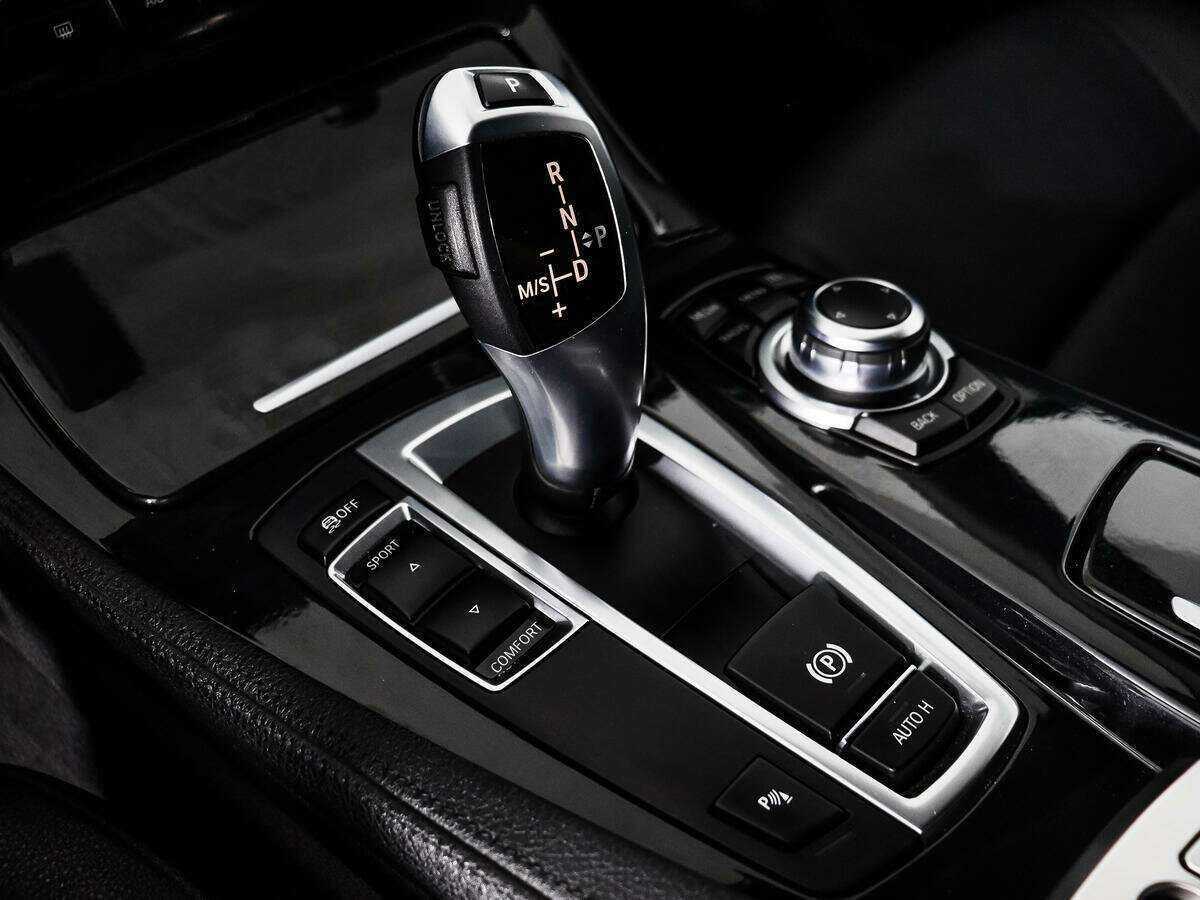 BMW 5 серии 2013 года с пробегом. Фото: #8